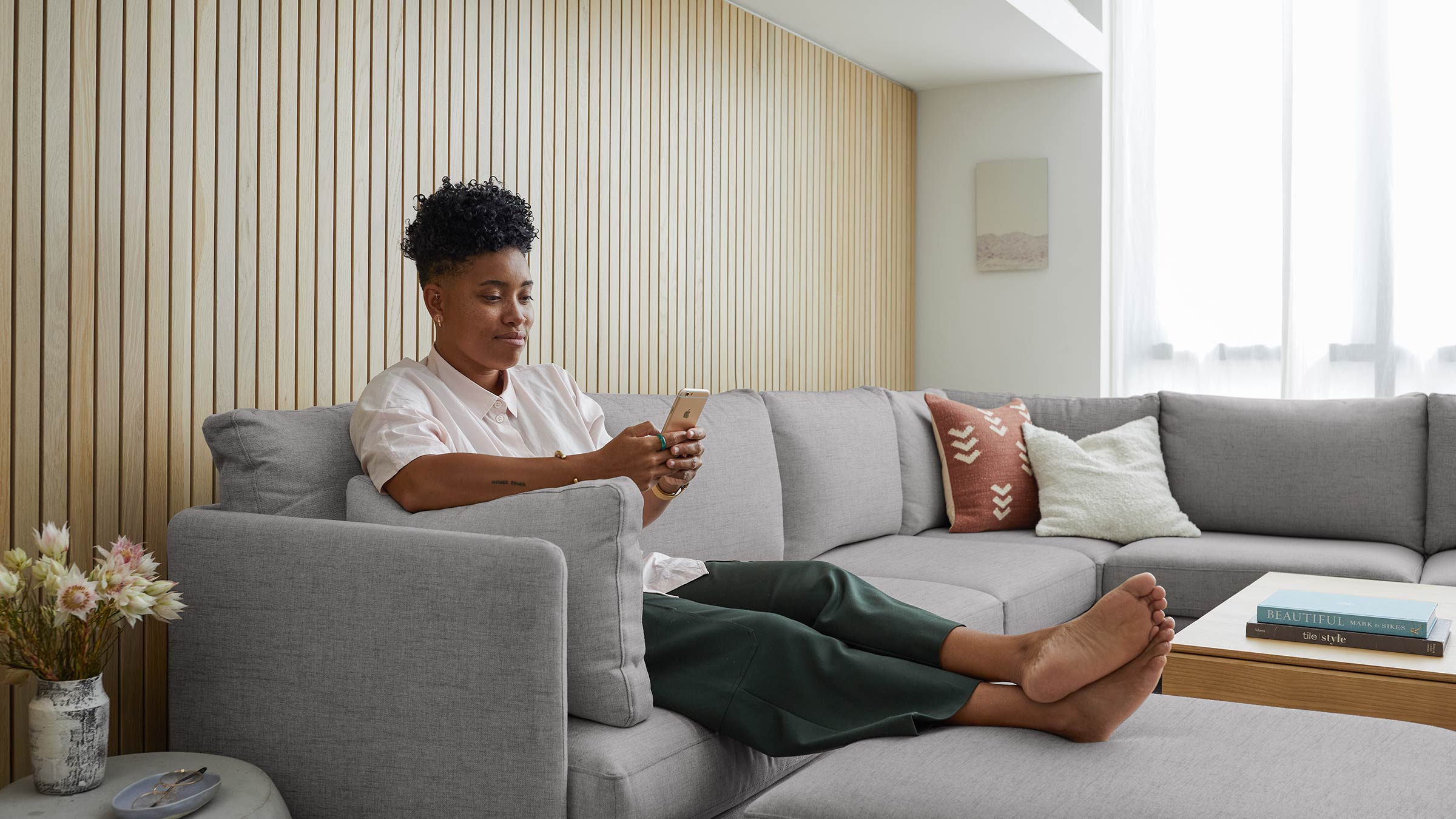 02_Field_Armchair_Lifestyle_1fd5ffdf-53f7-47ad-8ba8-b8dd3355cc6e.jpg