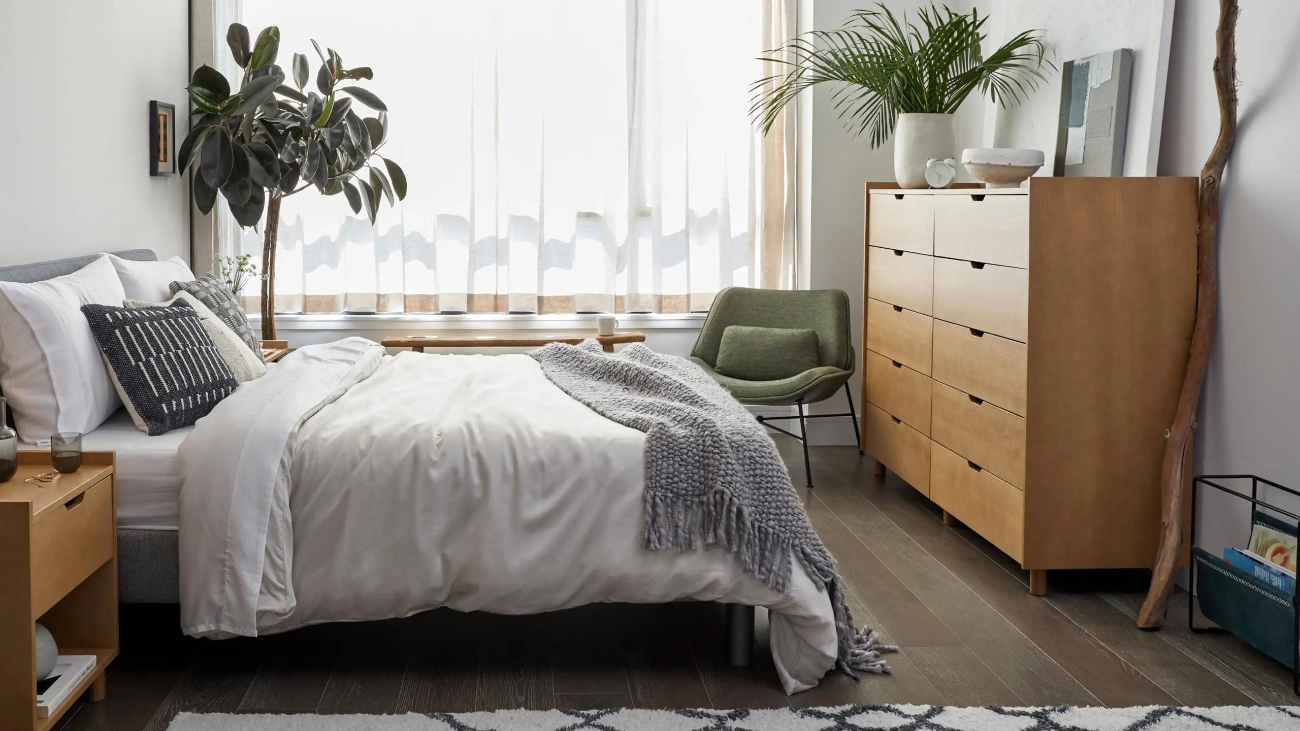 02_Prospect_Dresser_Lifestyle.jpg
