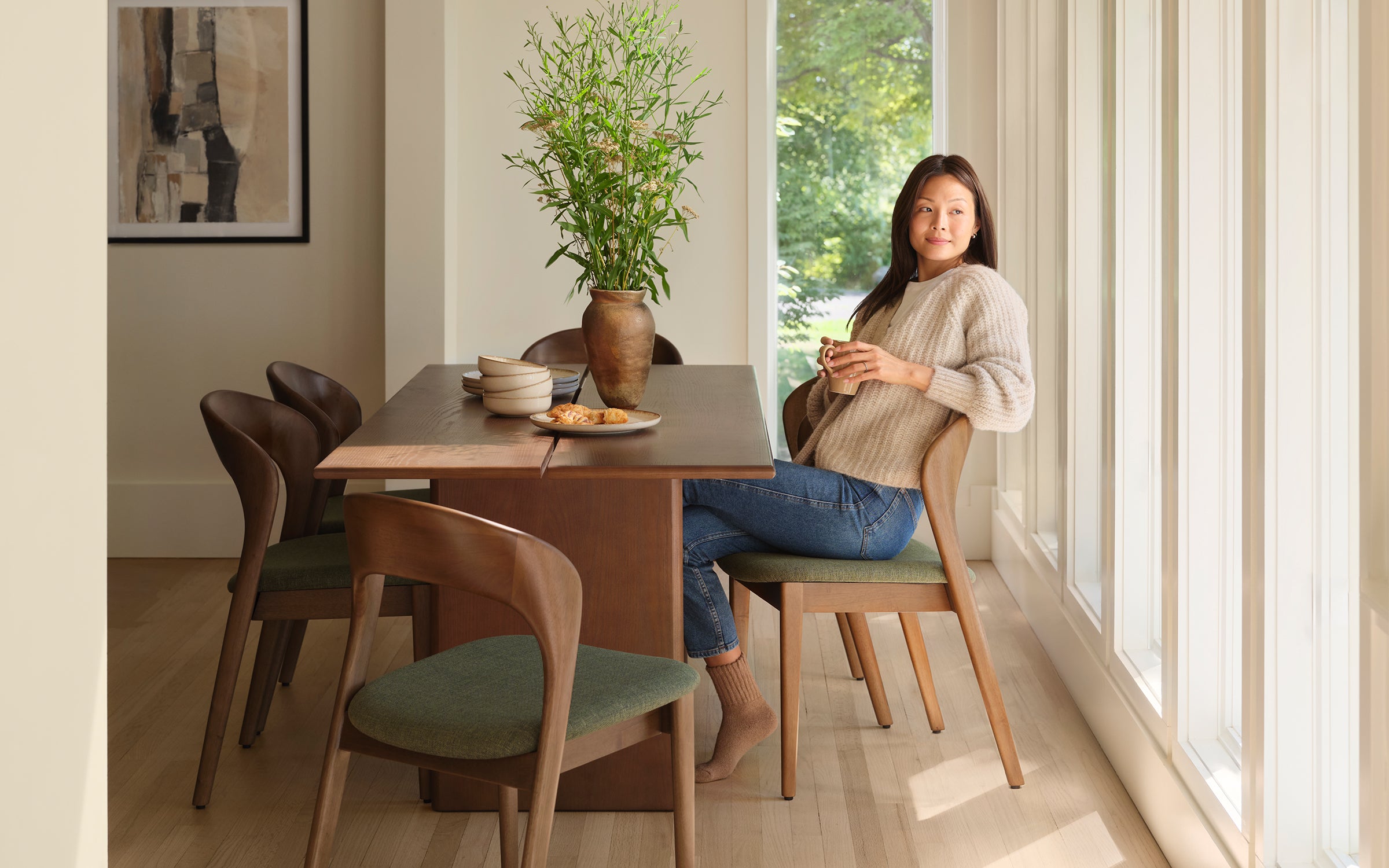 CopyofSonnetDining_GalleryTable.jpg